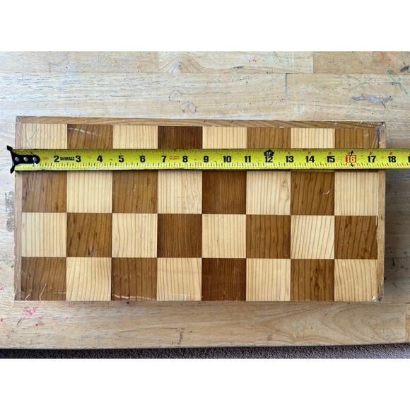 Vintage Mexican Tarascan Hand Carved Wood/Bone Chess Set - Picture 10 of 10